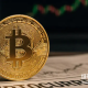 比特币重回8万美元关口，资金流入能否支撑更高突破？